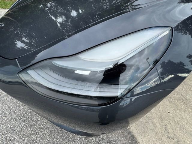 Used 2022 Tesla Model 3 Standard Range RWD image 2