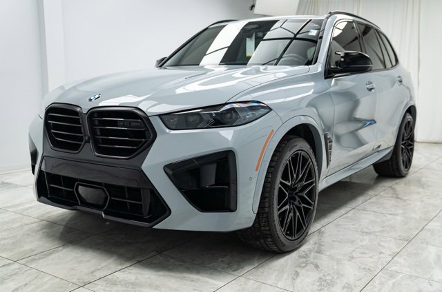 Used 2024 BMW X5 M Competition w/ Executive Package image 6