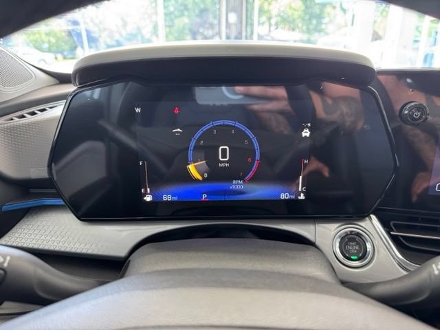 New 2026 Chevrolet Trax LT w/ Sunroof Package FWD image 20