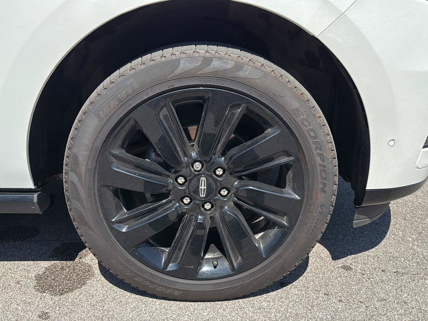 Used 2024 Lincoln Navigator Reserve w/ Equipment Group 201A AWD/4WD image 19
