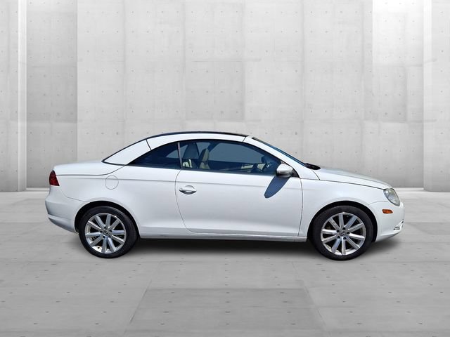 Used 2011 Volkswagen Eos Komfort FWD image 7