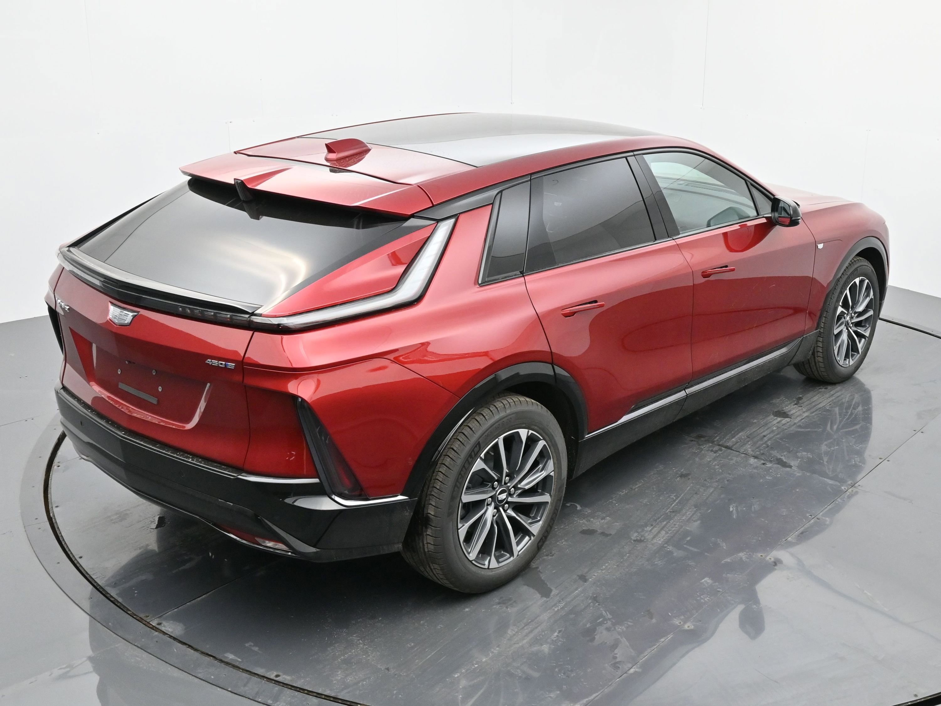 New 2025 Cadillac Lyriq Sport image 27