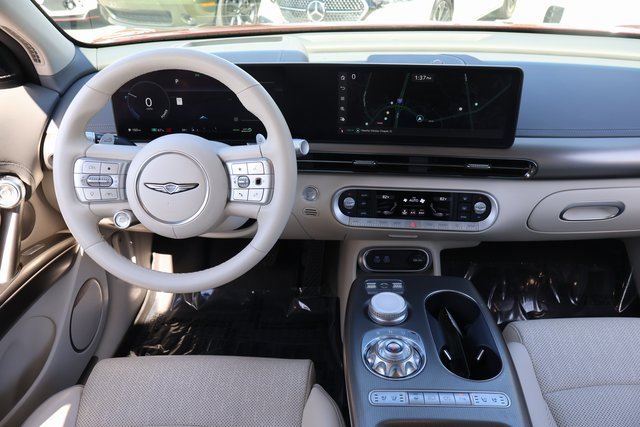 Used 2023 Genesis GV60 Advanced image 15