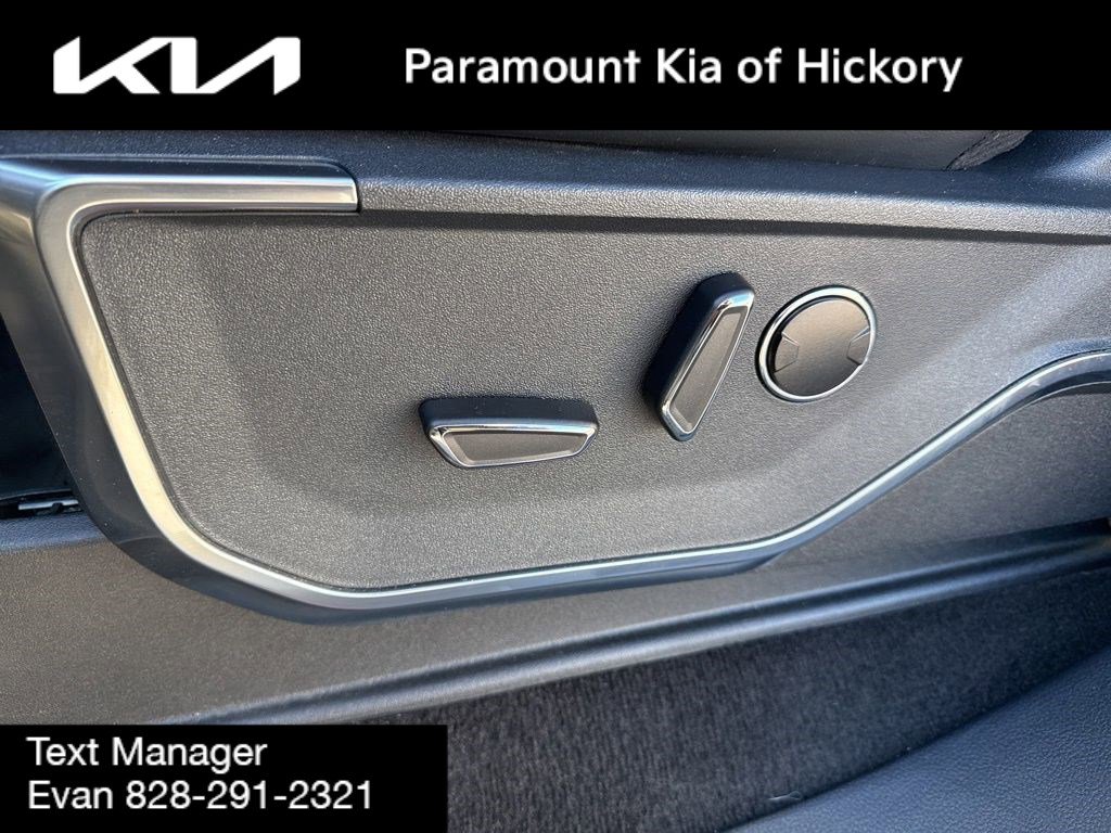 Used 2022 Ford F150 Raptor w/ Convenience Package image 20