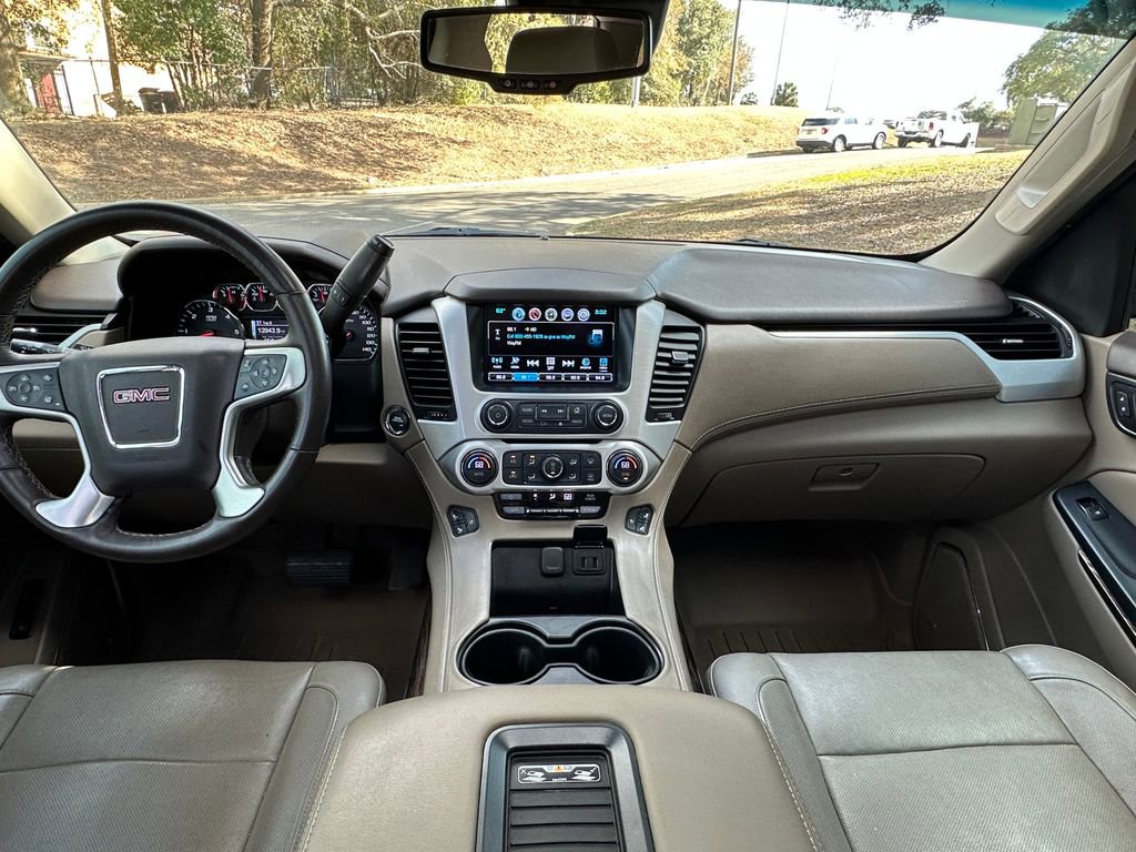 Used 2017 GMC Yukon SLT w/ Premium Edition image 55