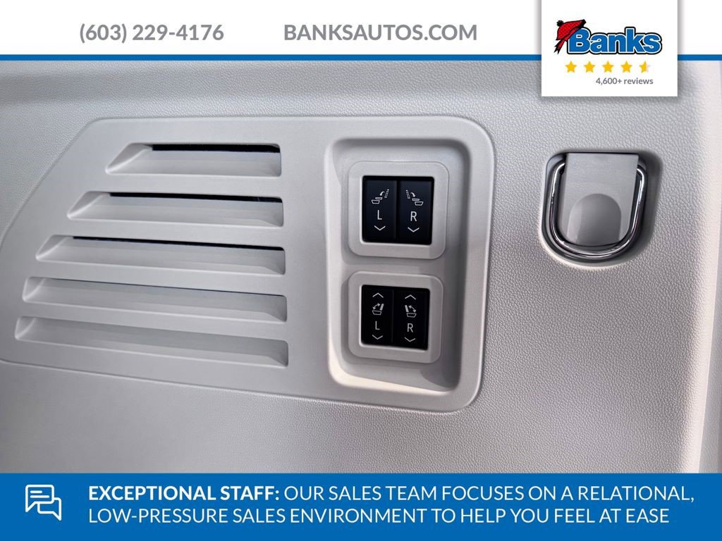 Certified 2025 Buick Enclave Avenir w/ Trailering Package, 5000 lbs. image 12