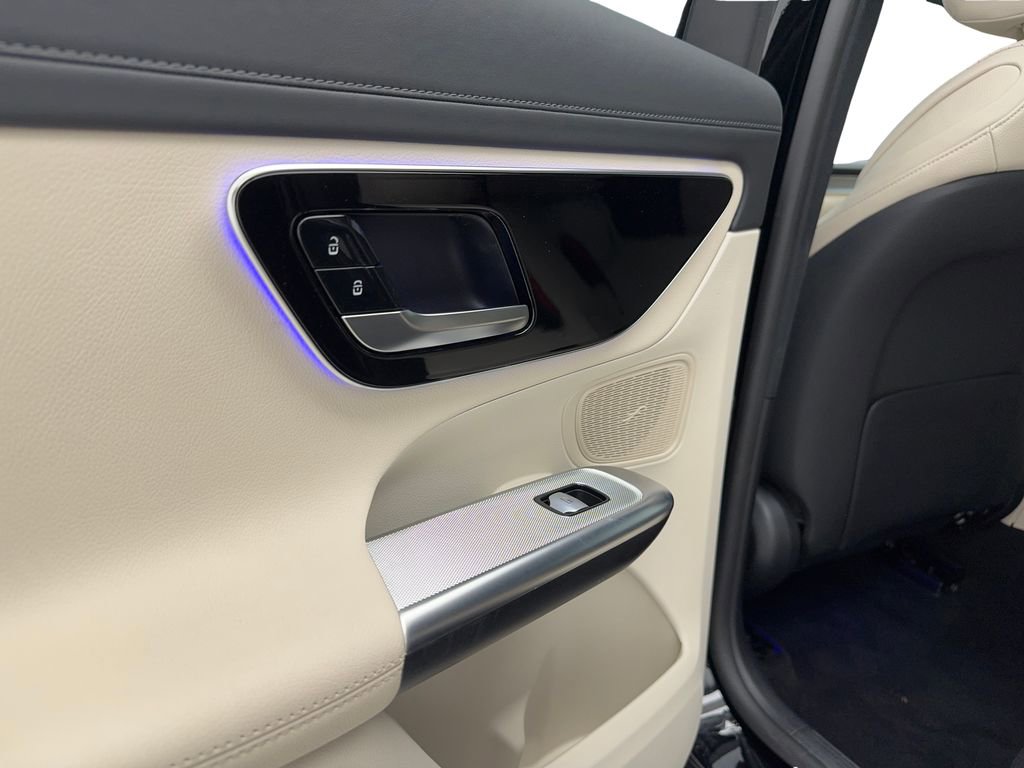 Used 2024 Mercedes-Benz GLC 300 image 52