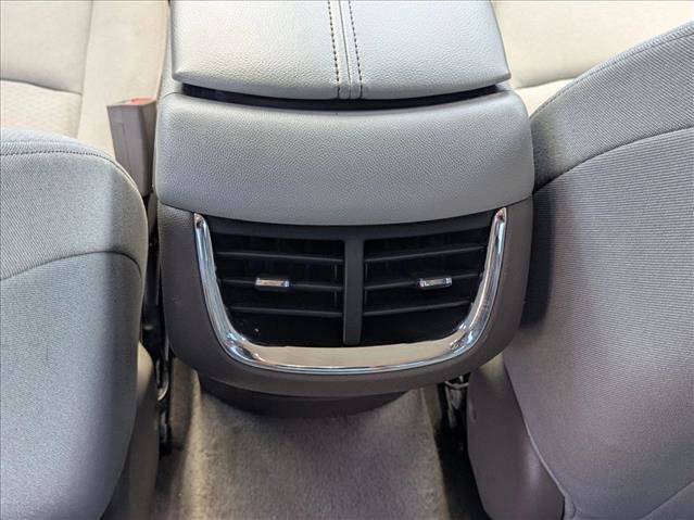 Used 2022 Chevrolet Malibu LT FWD image 19