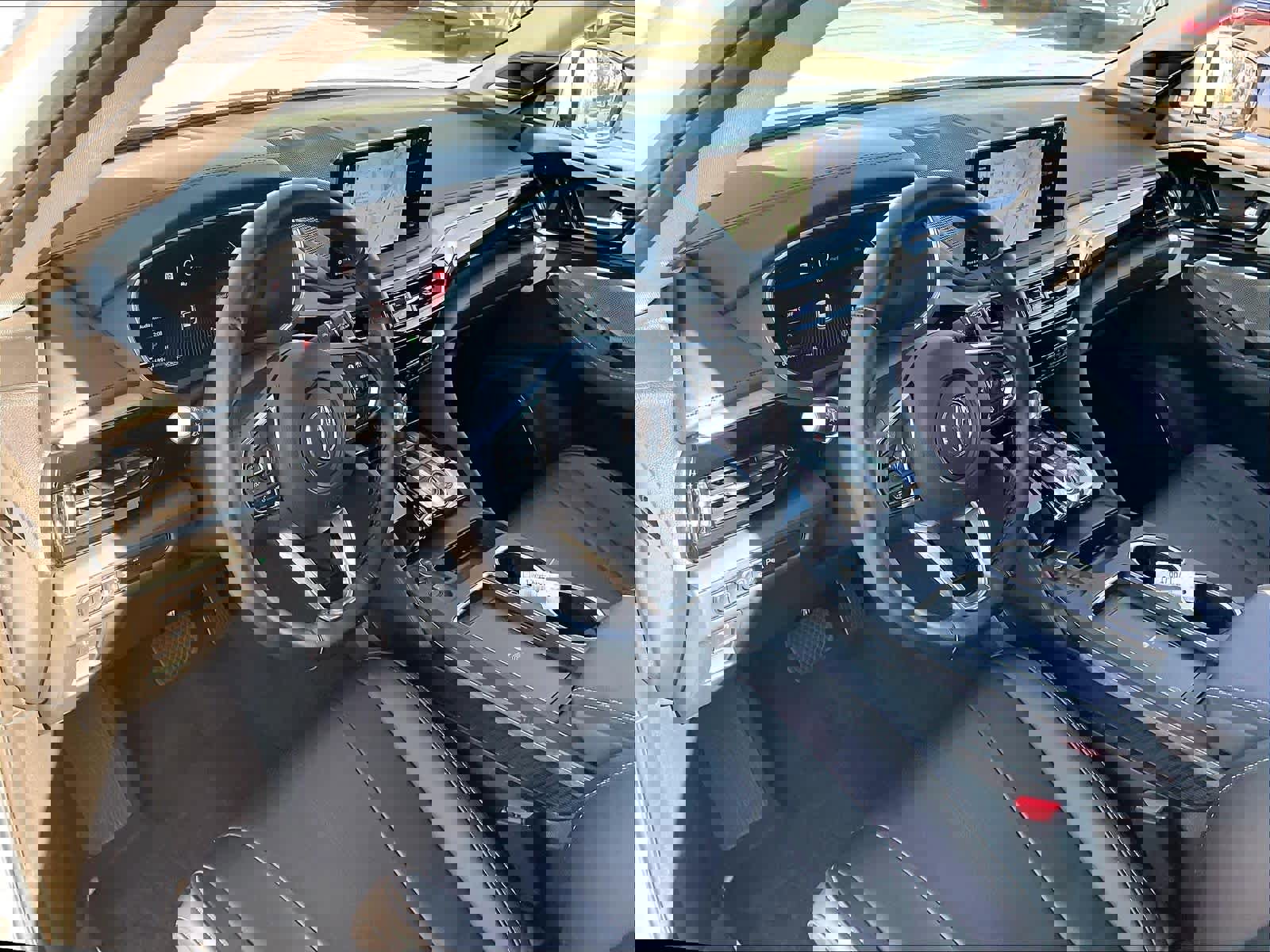 Used 2025 Acura MDX FWD w/ Technology Package image 16