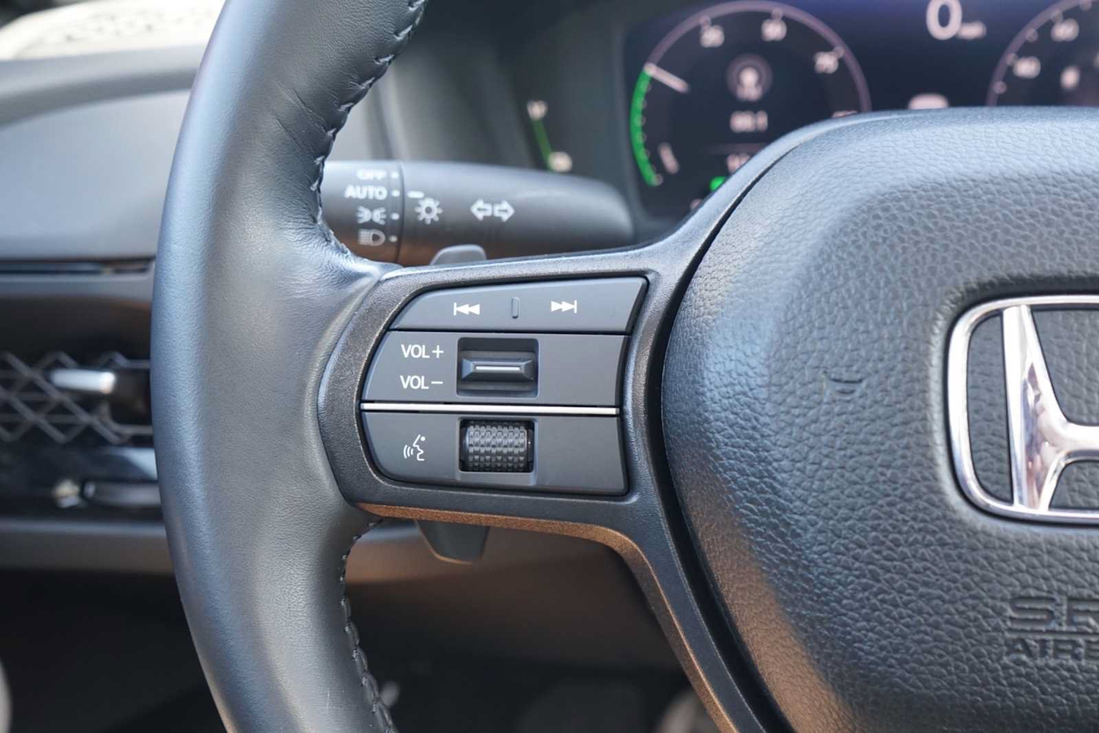 Used 2024 Honda Accord EX-L image 16