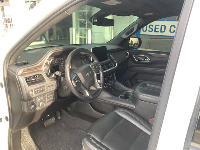 Used 2021 Chevrolet Tahoe Z71 w/ Z71 Signature Package image 2