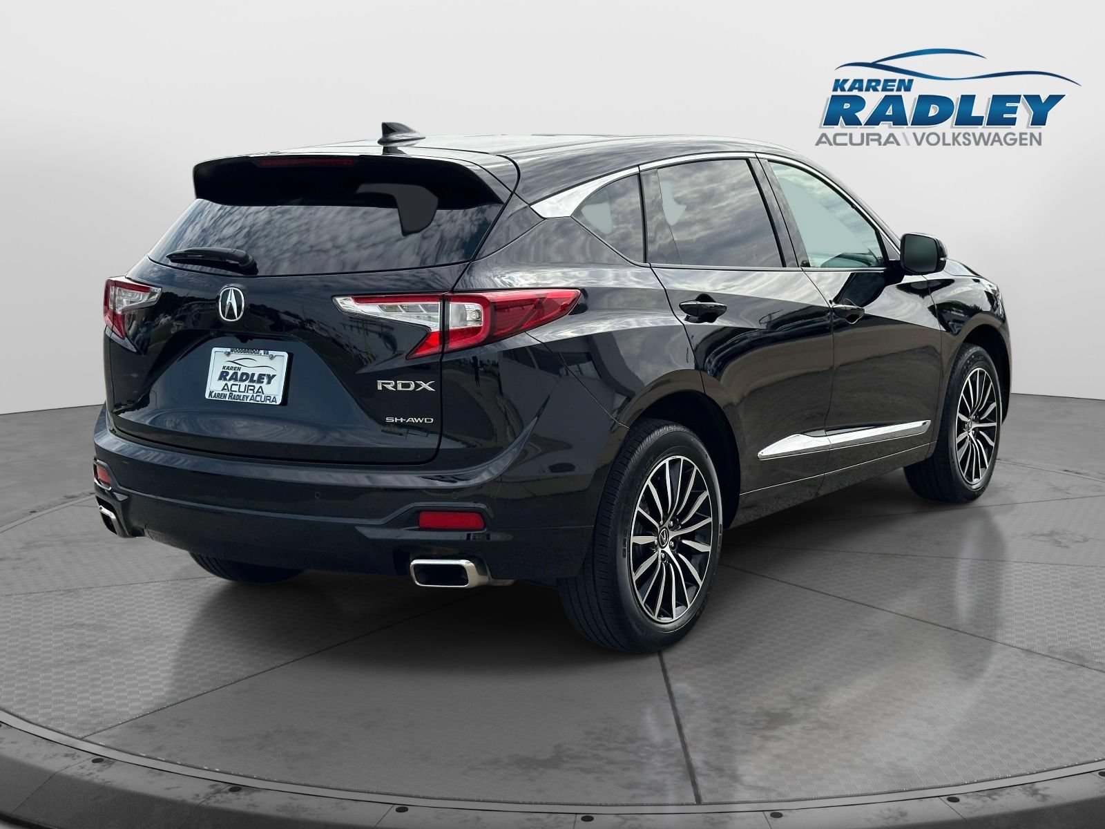Certified 2025 Acura RDX w/ Advance Package AWD/4WD image 2