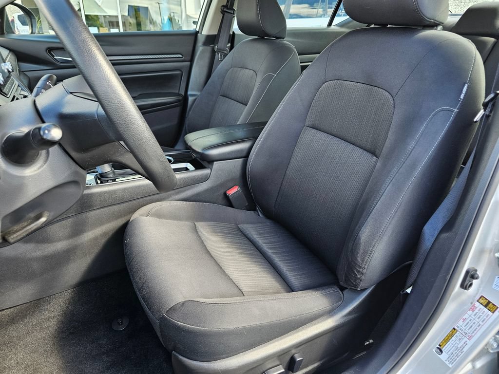 Used 2024 Nissan Altima 2.5 SV FWD image 23