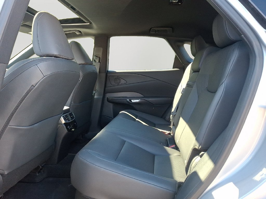 Used 2023 Lexus RX 350 Premium w/ Accessory Package AWD/4WD image 8
