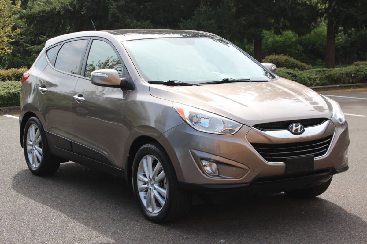 Used 2013 Hyundai Tucson Limited w/ Premium Pkg AWD/4WD image 7