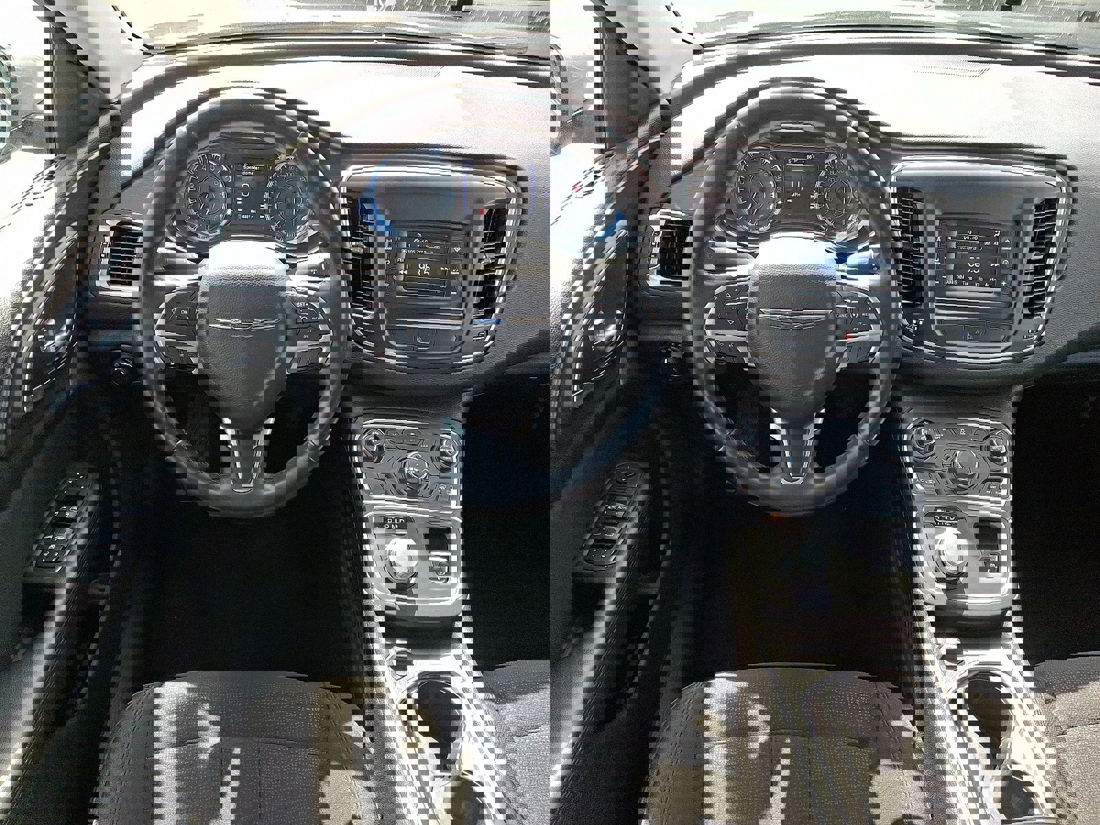 Used 2016 Chrysler 200 Limited w/ Convenience Group image 12