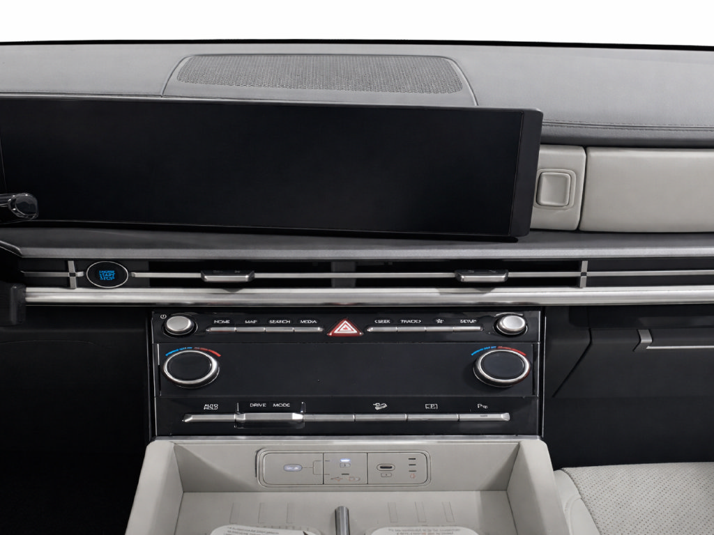 New 2027 Hyundai Santa Fe SEL FWD image 14