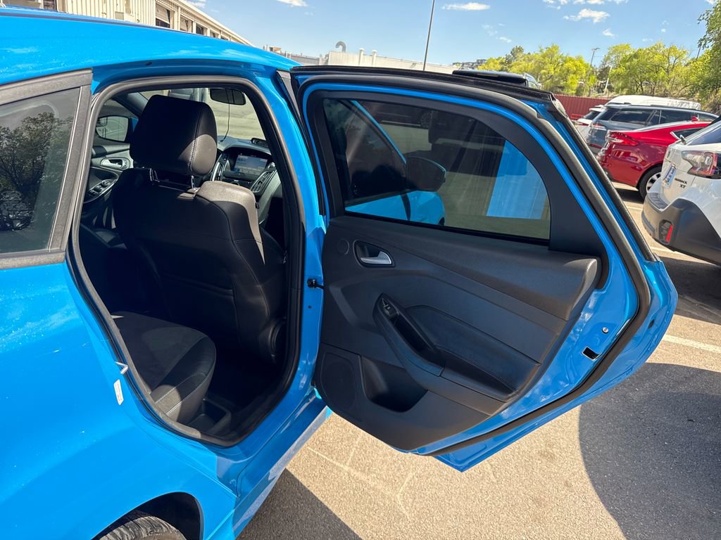 Used 2017 Ford Focus RS AWD/4WD image 22