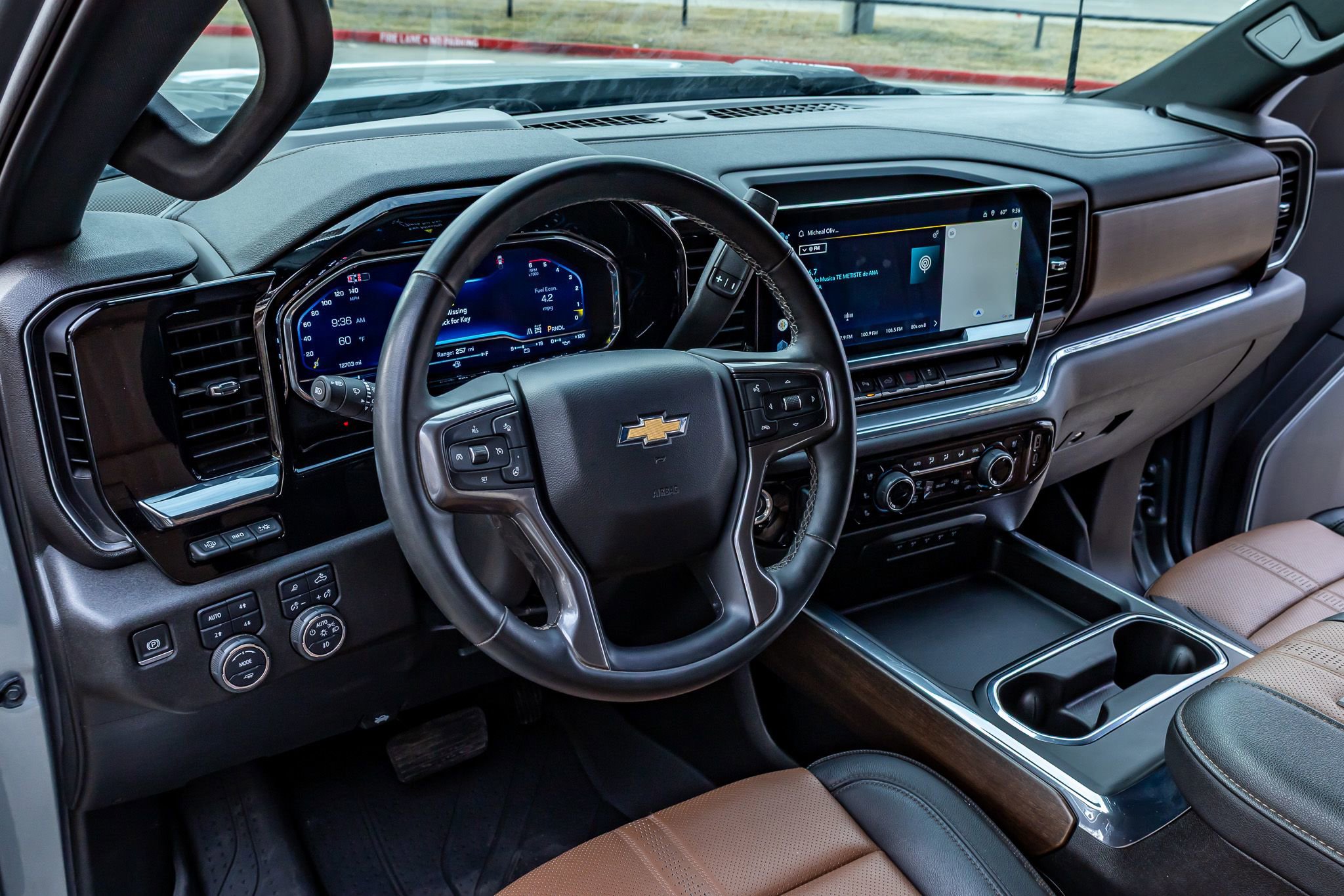 Used 2024 Chevrolet Silverado 3500 High Country w/ High Country Premium Package image 17