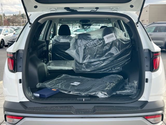 New 2026 Hyundai Tucson SE image 8