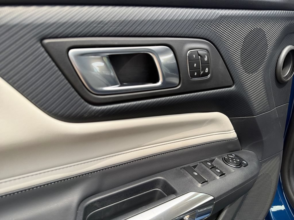 Used 2024 Ford Mustang GT Premium RWD image 17