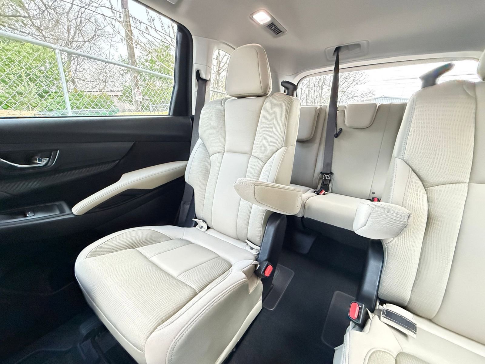 Used 2025 Subaru Ascent Premium AWD/4WD image 39