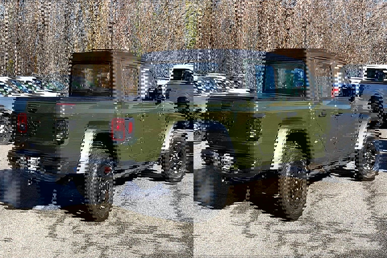 Used 2023 Jeep Gladiator Sport image 11