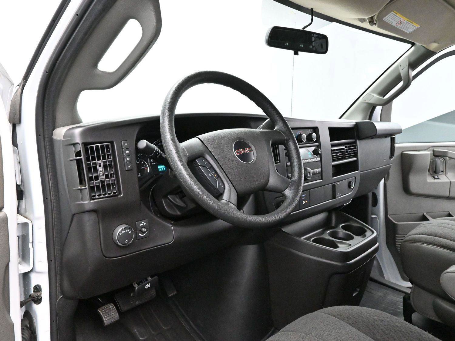 Used 2024 GMC Savana 2500 w/ Driver Convenience Package image 13