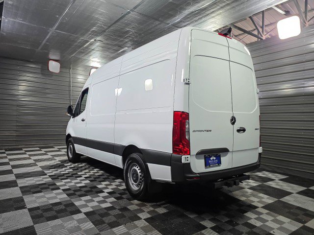 Used 2024 Mercedes-Benz Sprinter 2500 image 7