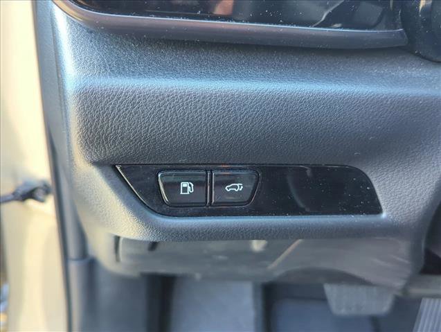 Used 2024 Lexus NX 250 FWD w/ Towing Package (2000 Lbs) image 12