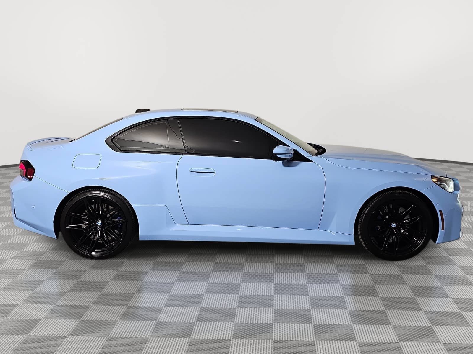 Used 2023 BMW M2 w/ Lighting Package RWD image 9