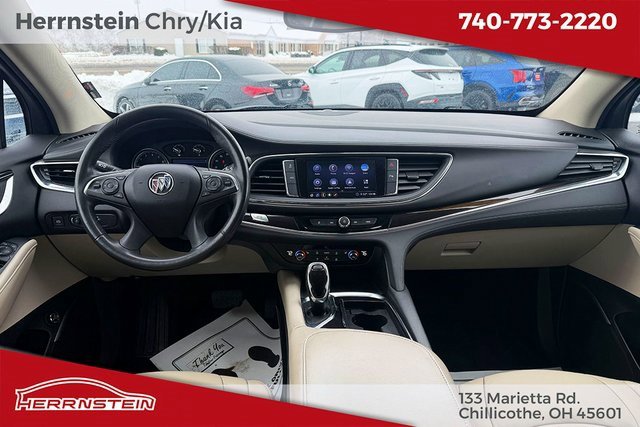 Used 2021 Buick Enclave Essence image 6