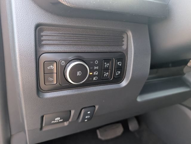 New 2026 Ford F250 Platinum AWD/4WD image 17