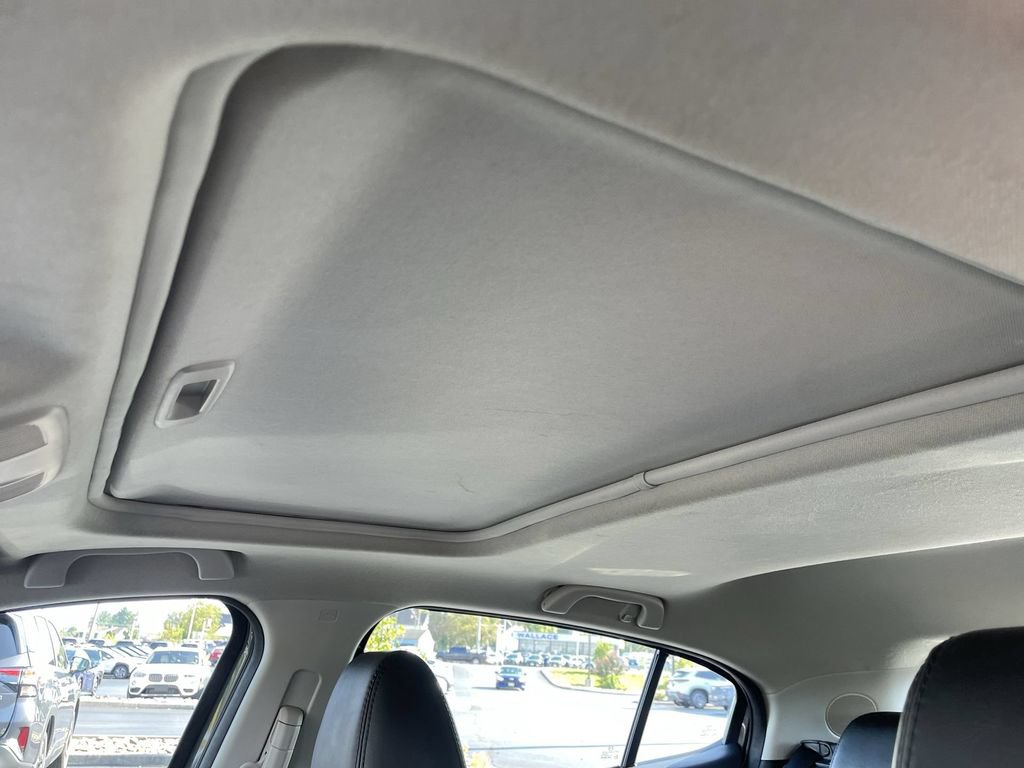Used 2018 MAZDA MAZDA3 Touring FWD image 10