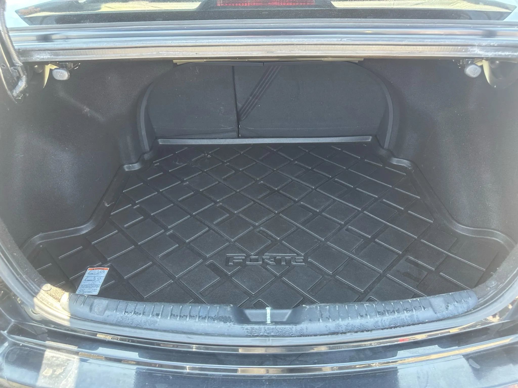 Used 2013 Kia Forte EX image 34