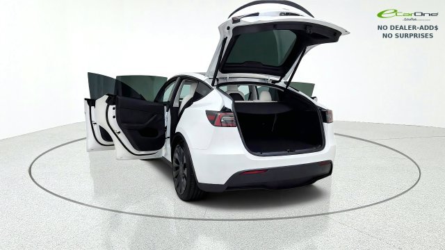 Used 2025 Tesla Model Y Performance AWD/4WD image 16