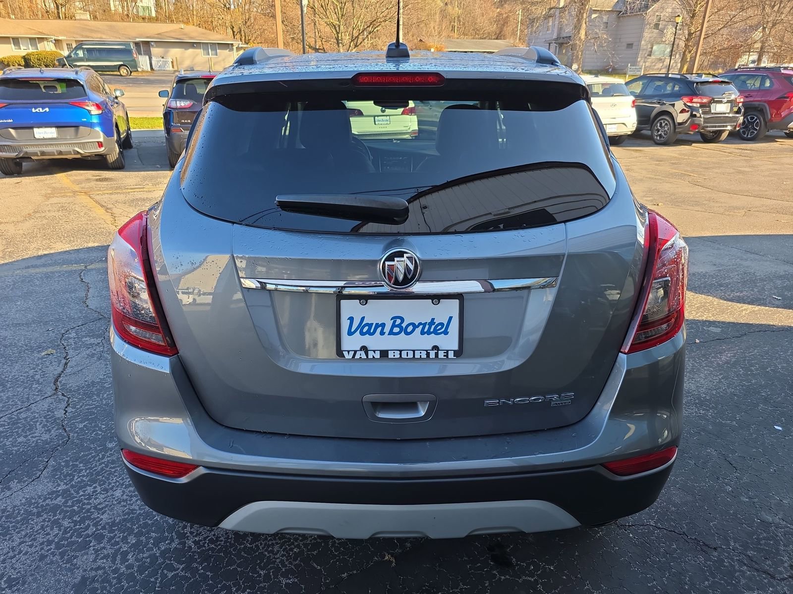 Used 2019 Buick Encore Preferred image 6