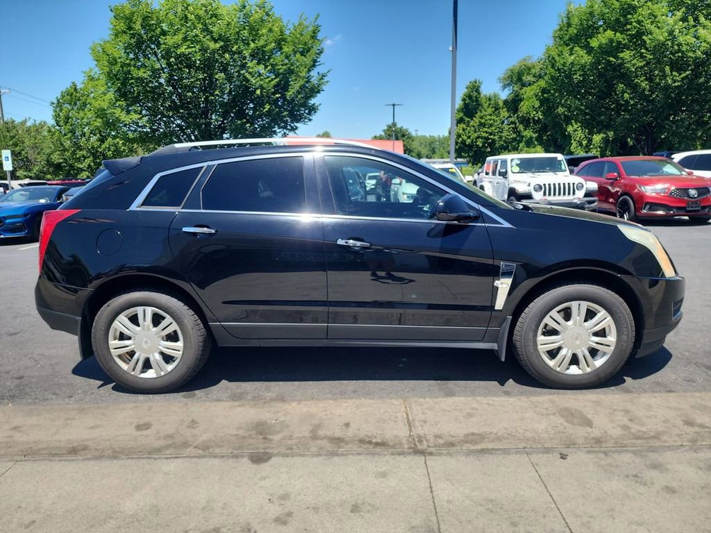 Certified 2012 Cadillac SRX Luxury FWD image 9