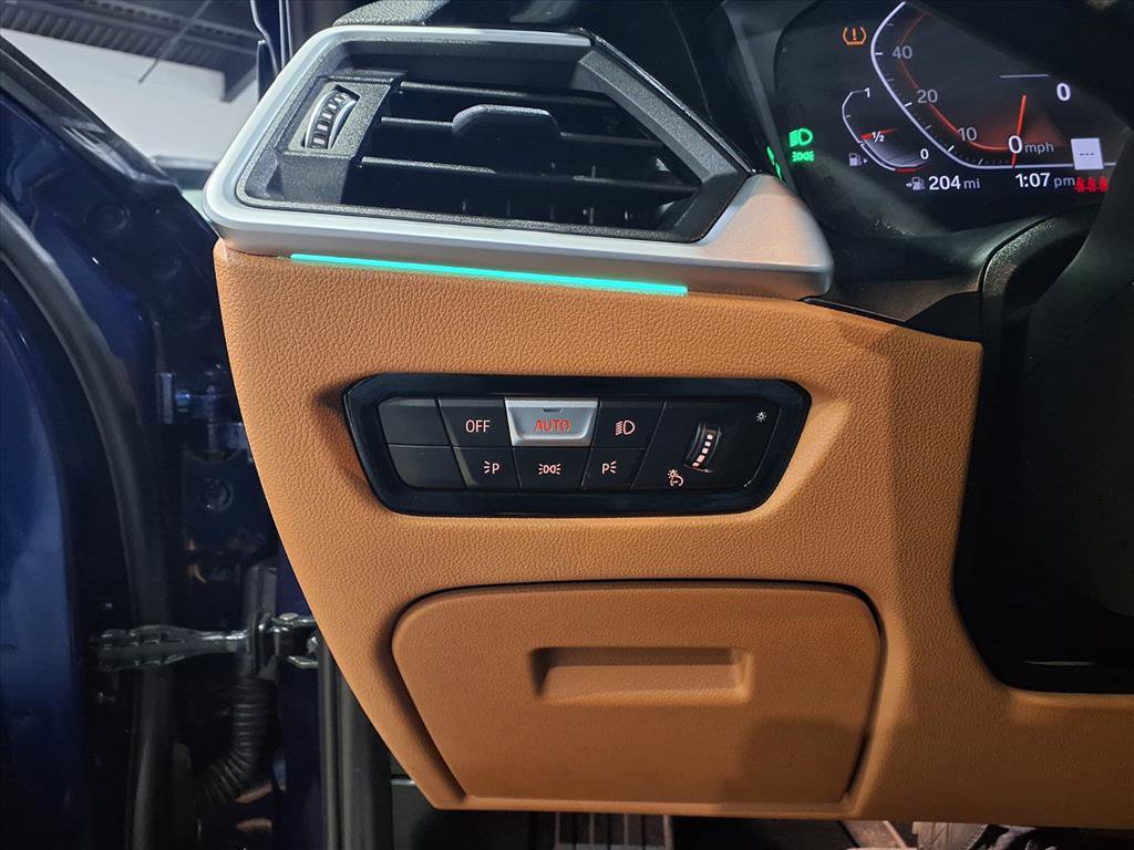 Used 2020 BMW 330i xDrive Sedan w/ Convenience Package image 12