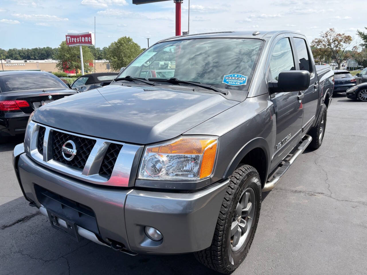 Used 2015 Nissan Titan PRO-4X AWD/4WD image 3