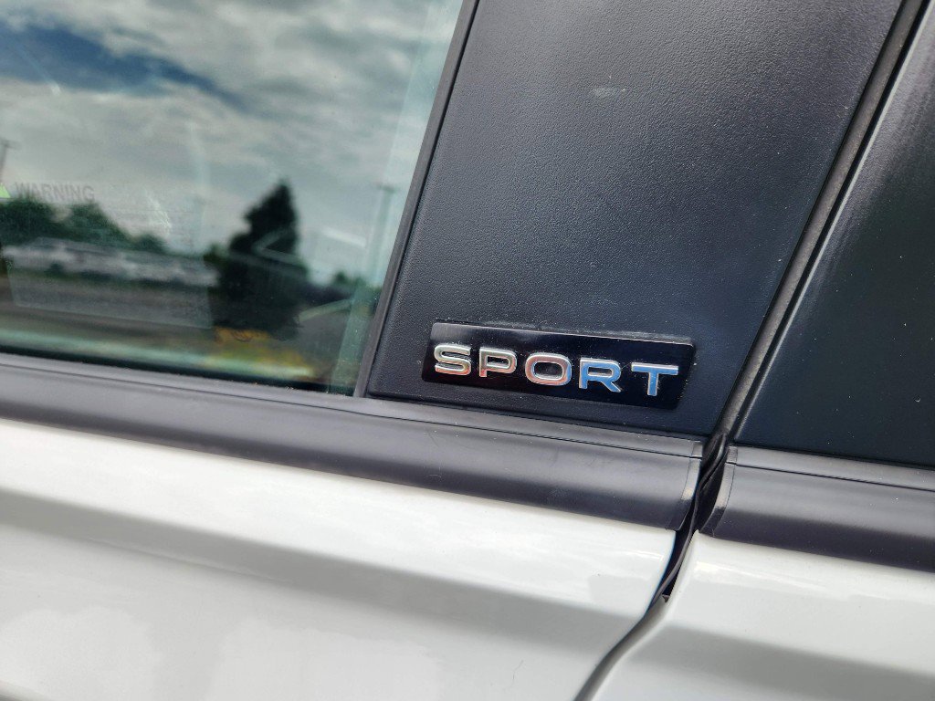 Certified 2024 Volkswagen Jetta Sport image 10