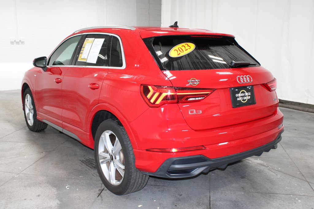 Used 2023 Audi Q3 2.0T Premium Plus w/ Premium Plus Package AWD/4WD image 7