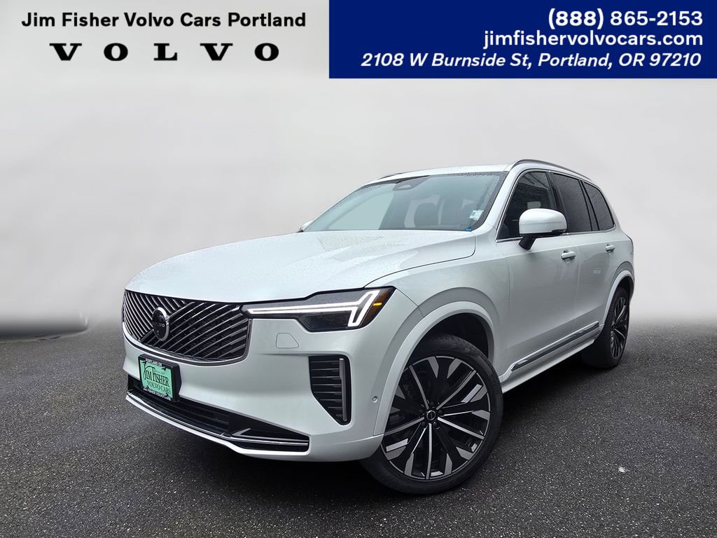 New 2025 Volvo XC90 B5 Plus w/ Protection Package Premier