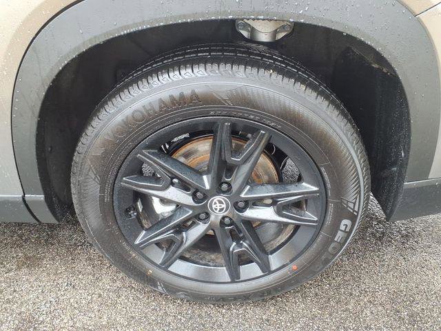 Certified 2026 Toyota Grand Highlander Platinum image 32