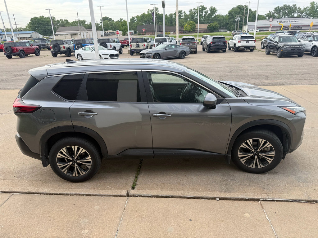 Used 2023 Nissan Rogue SV FWD image 5