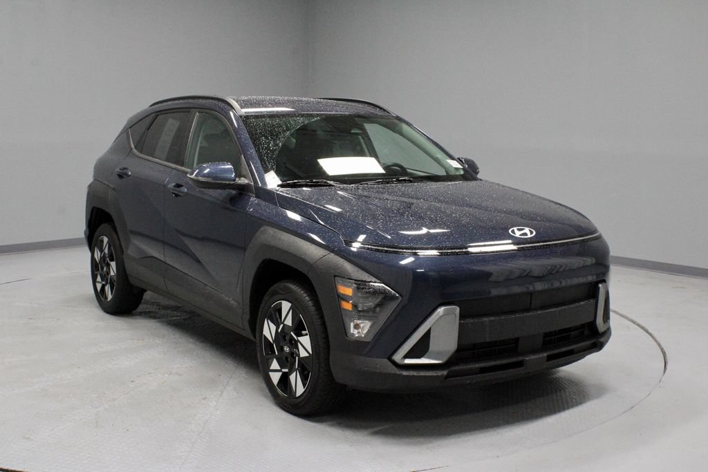Used 2025 Hyundai Kona SEL AWD/4WD image 1