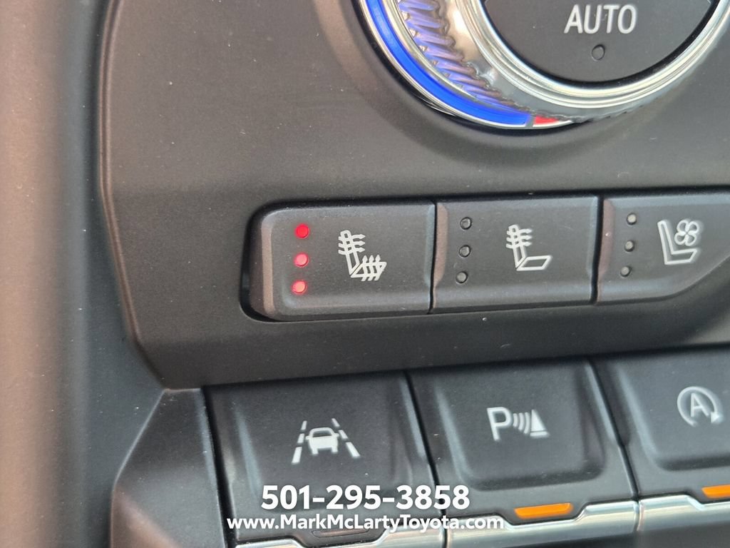 Used 2020 GMC Sierra 1500 SLT w/ SLT Premium Package AWD/4WD image 24