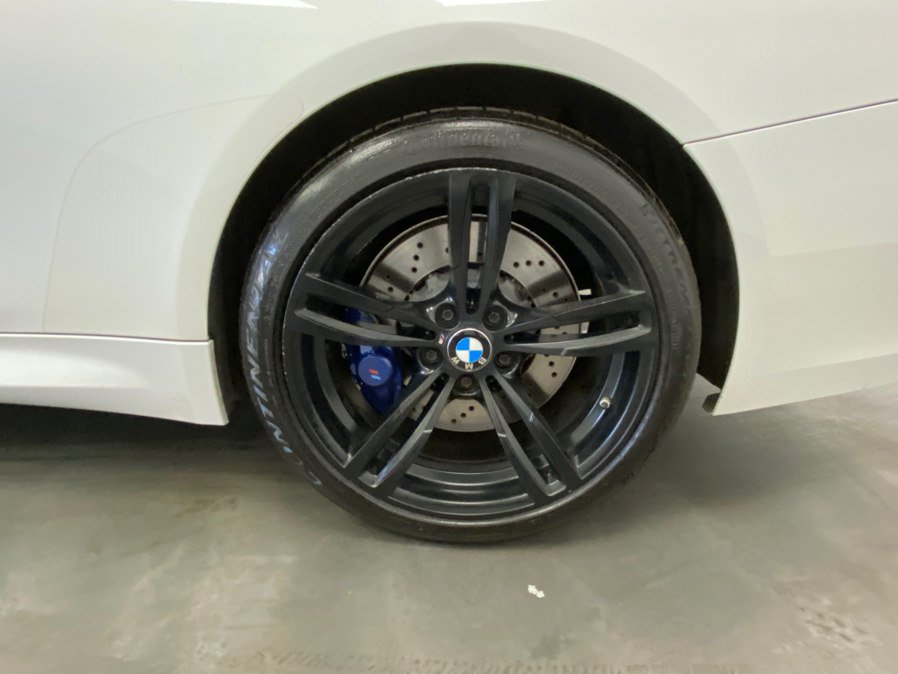 Used 2016 BMW M4 Convertible RWD image 28