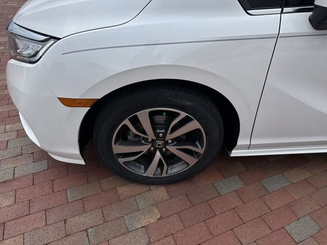 Used 2024 Honda Odyssey Touring image 10
