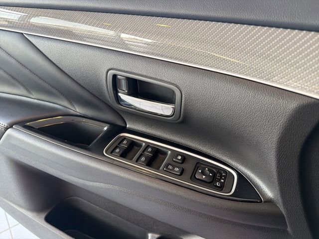 Used 2020 Mitsubishi Outlander GT AWD/4WD image 22
